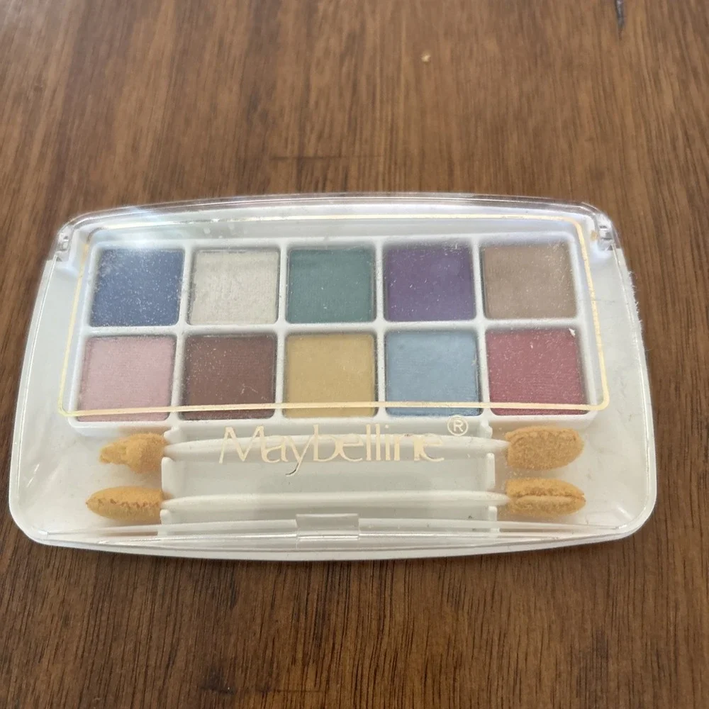 Vintage Cosmetics Maybelline Blooming Colors Eyeshadow Palette Sampler-01 NOS